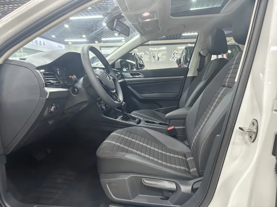 Volkswagen Lavida Lavida 2022 280TSI DSG Comfort Edition 2022 — миниатюра 5