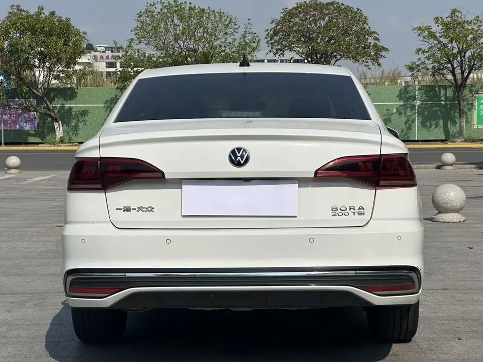 Volkswagen Bora Bora 2023 200TSI DSG Intelligent Driving PRO Edition 2022 — thumbnail 2