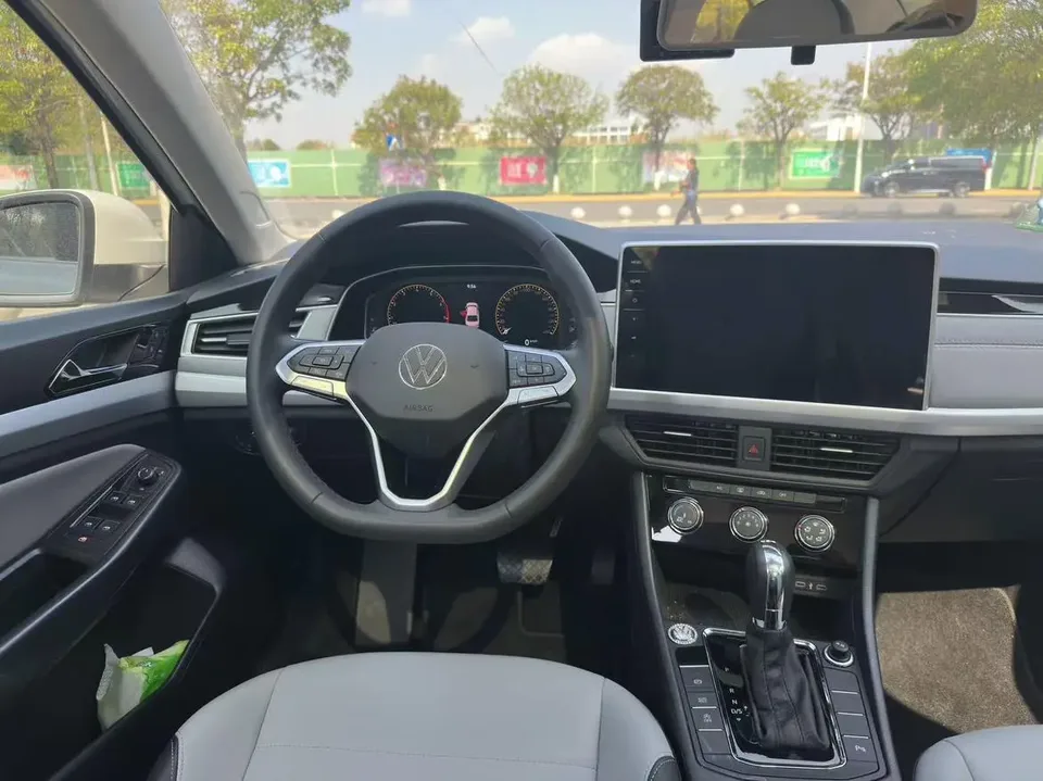 Volkswagen Bora Bora 2023 200TSI DSG Intelligent Driving PRO Edition 2022 — thumbnail 3
