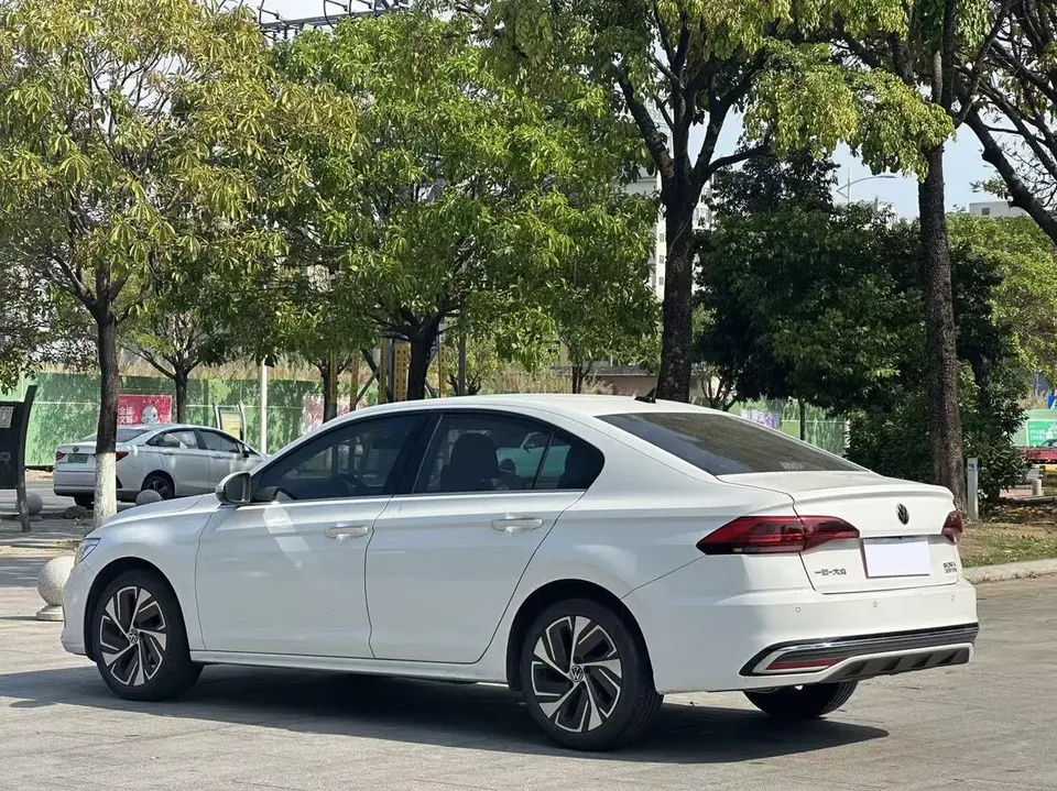 Volkswagen Bora Bora 2023 200TSI DSG Intelligent Driving PRO Edition 2022 — thumbnail 4