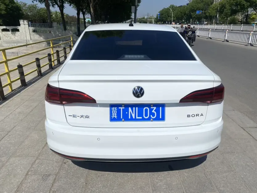 Volkswagen Bora Bora 2021 1.5L automatic fashion smart connected version 2022 — миниатюра 2