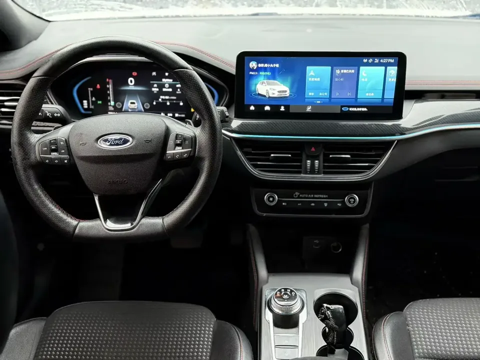 Ford Focus Focus 2021 Focus 2021 hatchback EcoBoost 180 automatic ST Line 2022 — миниатюра 4
