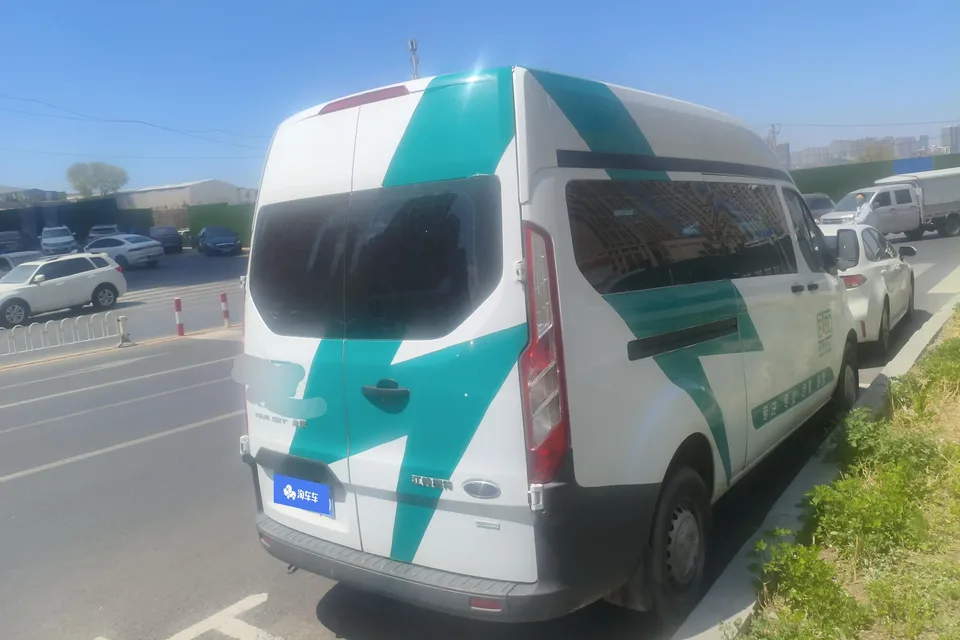 Ford Transit Transit 2019 2.0T gasoline manual multi-purpose commercial vehicle center axle center roof 6 seats National VI 2022 — миниатюра 4