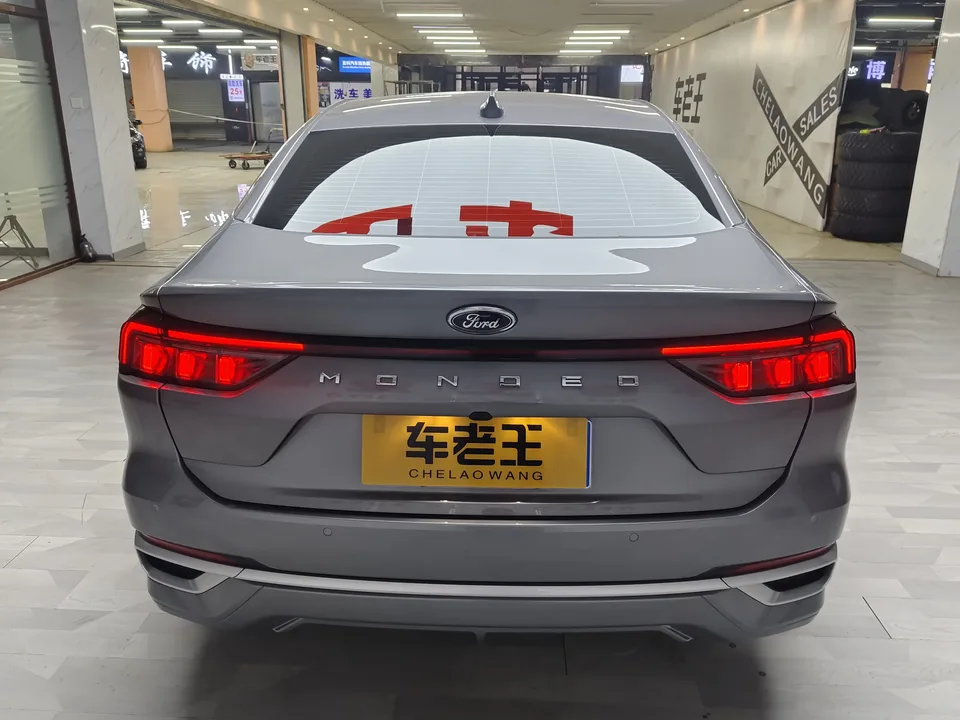 Ford Mondeo Mondeo 2025 EcoBoost 245 Luxury 2025 — миниатюра 2