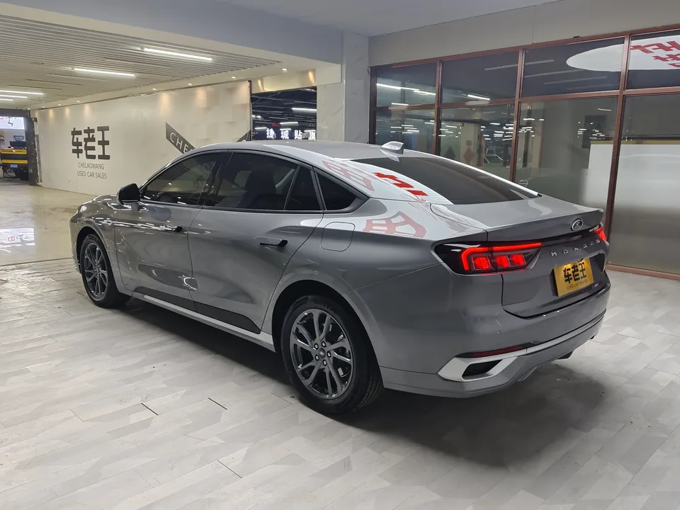 Ford Mondeo Mondeo 2025 EcoBoost 245 Luxury 2025 — миниатюра 4