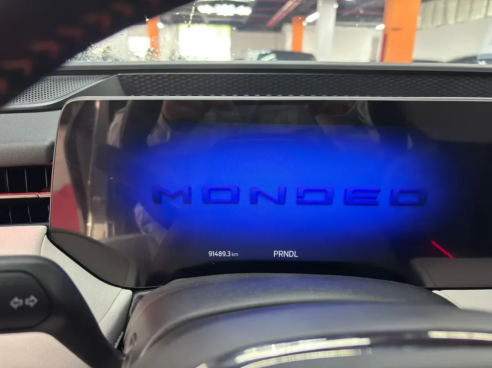 Ford Mondeo Mondeo EcoBoost 245 Extreme Edition 2022 — миниатюра 3