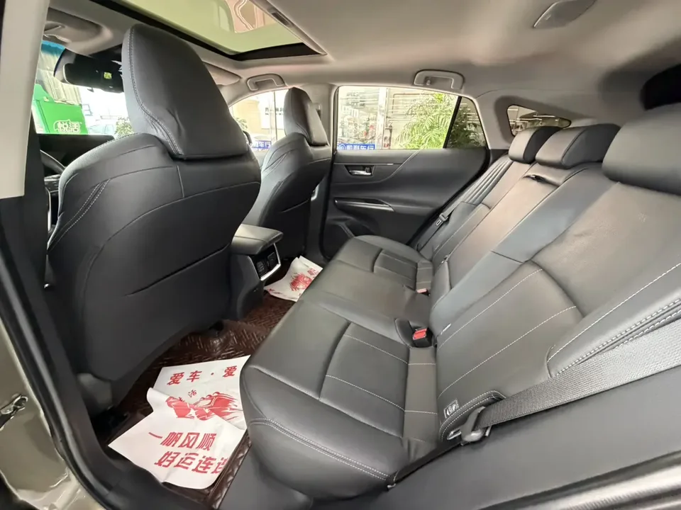 Toyota HARRIER Lingfang Harrier 2022 2.0L CVT 2WD Premium Edition 2022 — миниатюра 5