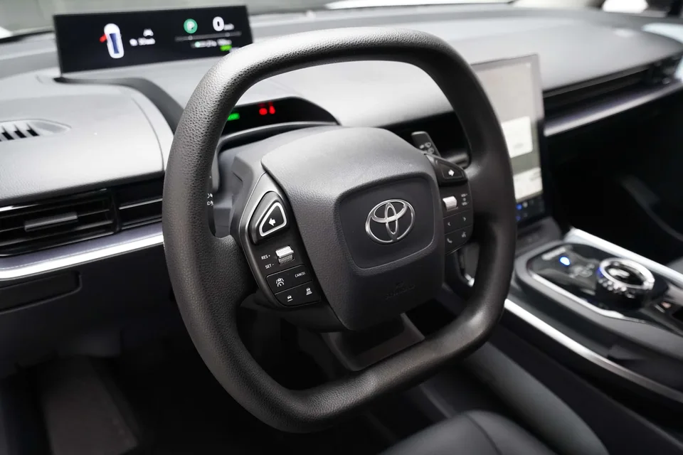 Toyota bZ3 Elite PRO 2024 — миниатюра 2