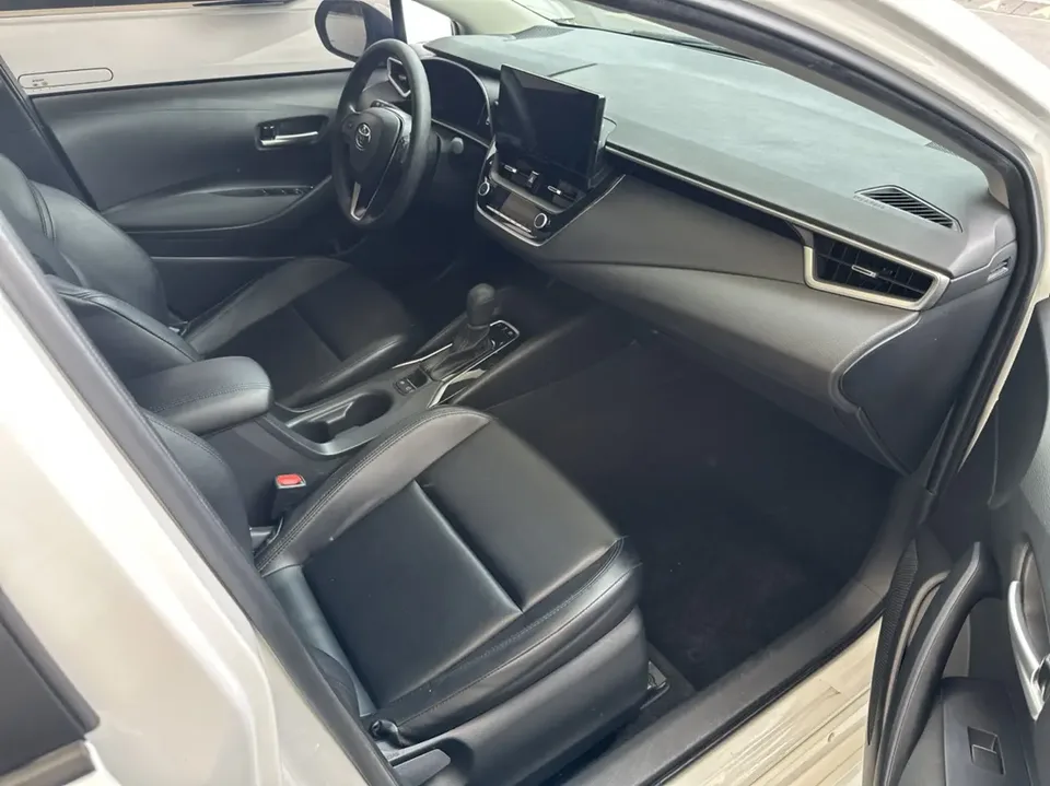 Toyota Levin Levin Hybrid 1.8L Luxury Edition 2024 — миниатюра 3