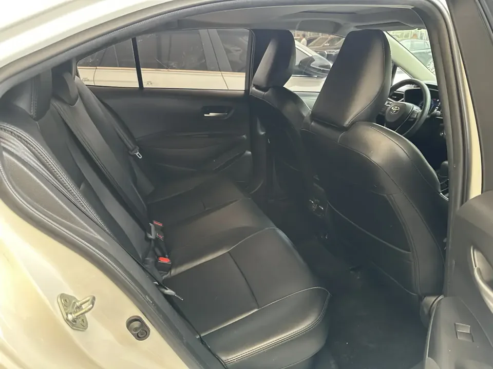 Toyota Levin Levin Hybrid 1.8L Luxury Edition 2024 — миниатюра 5