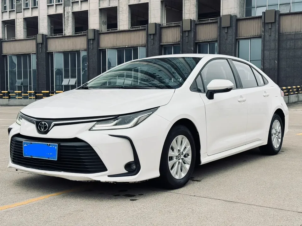 Toyota Corolla Corolla 2022 1.5L CVT Pioneer Edition 2023 — photo 1, buy with delivery to Moscow