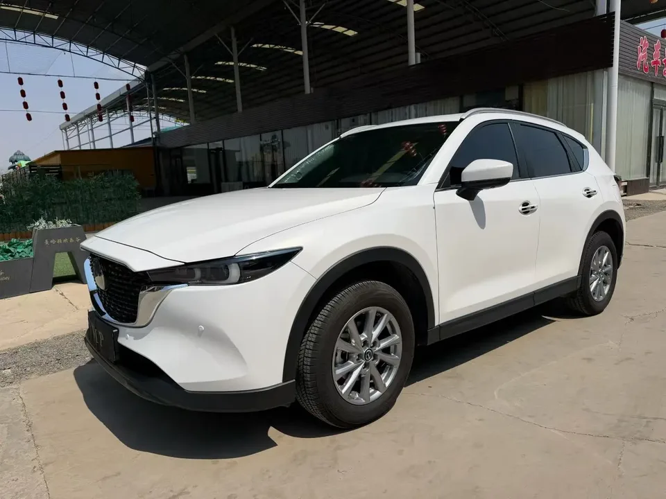 Mazda CX-5 CX-5 2024 Mazda CX-5 2024 2.0L automatic two-wheel drive Zhishang Pro 2024 — photo 1, buy with delivery to Moscow