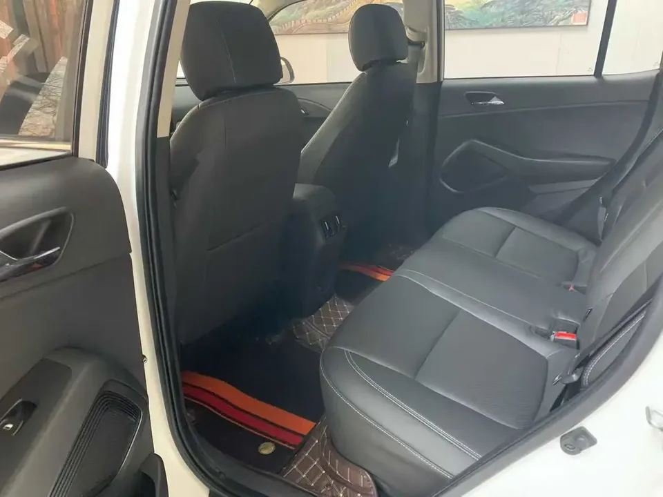 Hyundai ix35 Hyundai ix35 2021 2.0L Automatic 2WD Leading Edition GLS 2022 — миниатюра 3