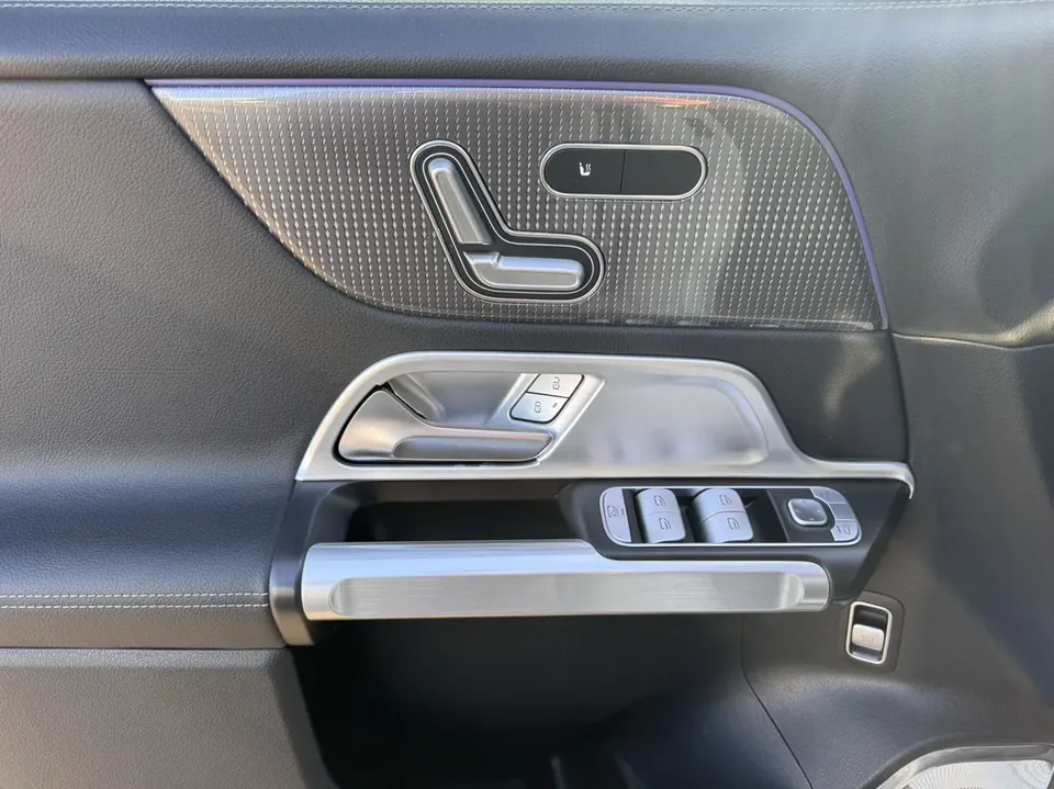 Mercedes-Benz GLB-Class Mercedes-Benz GLB 2022 GLB 200 Fashion Edition 2022 — миниатюра 3