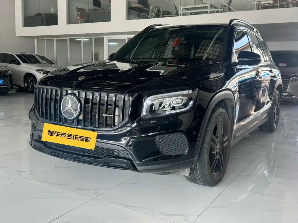 Mercedes-Benz GLB-Class 2023