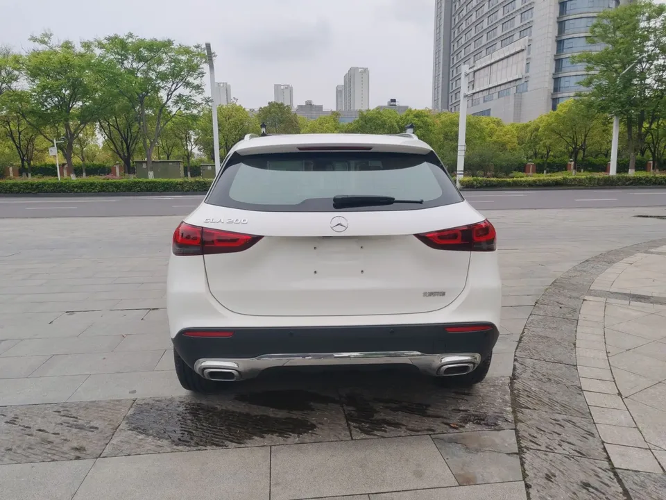 Mercedes-Benz GLA Mercedes-Benz GLA 2023 GLA 200 2023 — миниатюра 2