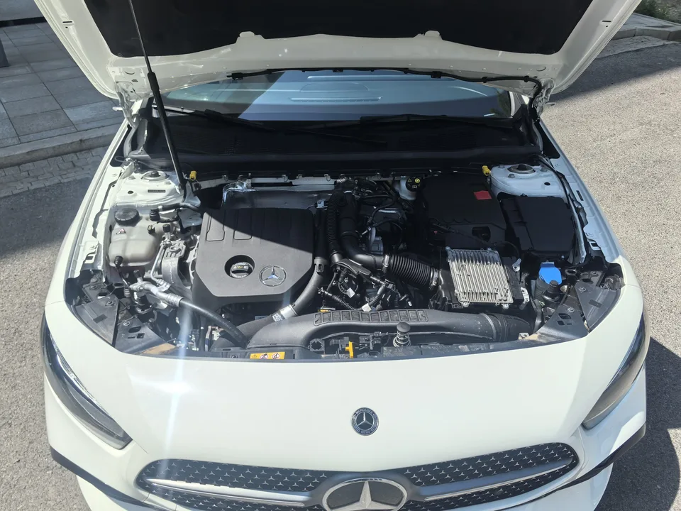 Mercedes-Benz Mercedes Benz A Class Mercedes-Benz A-Class 2024 A 200 L Dynamic Edition 2024 — миниатюра 3