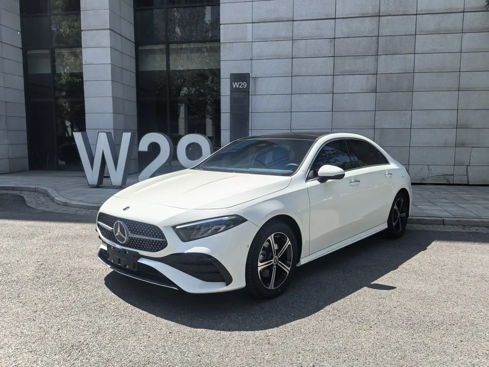 Mercedes-Benz Mercedes Benz A Class 2024