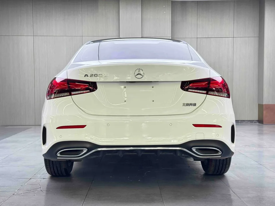 Mercedes-Benz Mercedes Benz A Class Mercedes-Benz A-Class 2022 A 200 L Sports Sedan Fashion Edition 2023 — миниатюра 5