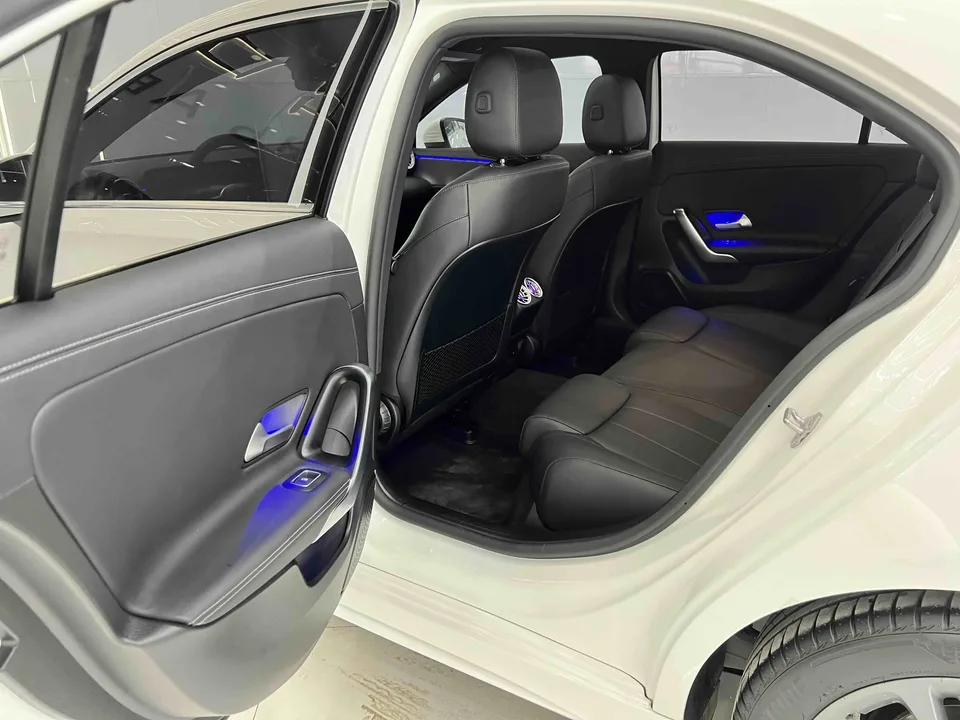 Mercedes-Benz Mercedes Benz A Class A 180 L Sports Sedan 2022 — миниатюра 5