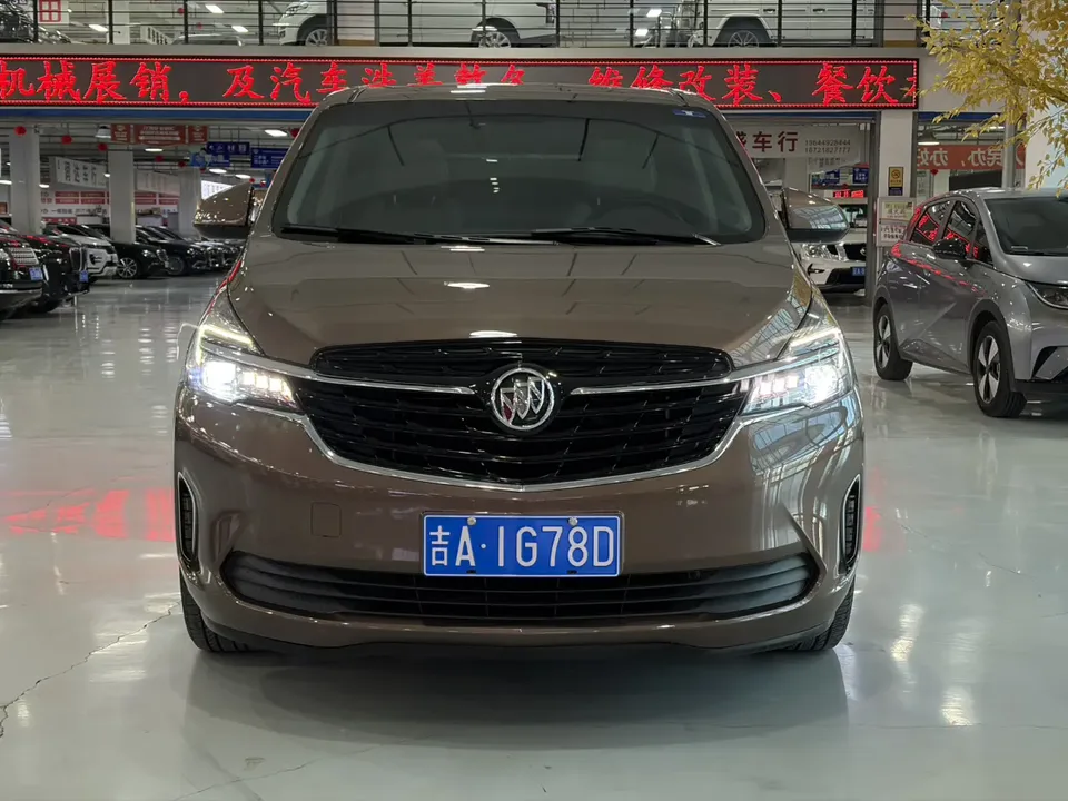 Buick GL8 2023