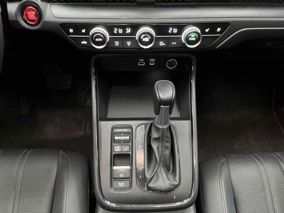 Honda Breeze 240TURBO CVT two-wheel drive premium version 2023 — миниатюра 5