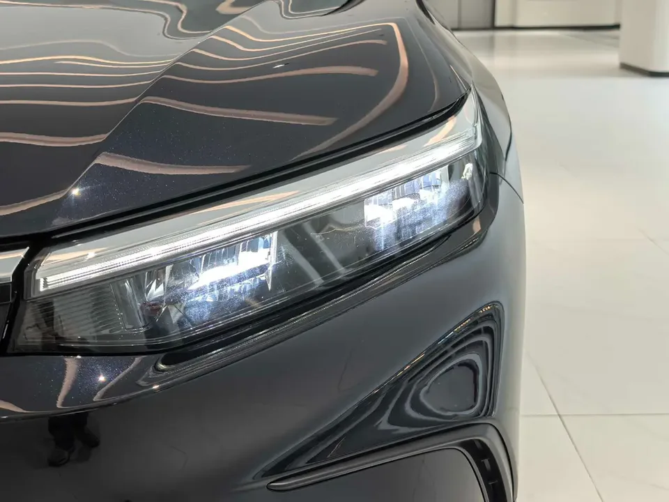 Honda Breeze Haoying 2025 240TURBO CVT 2WD Luxury Edition 2024 — миниатюра 3