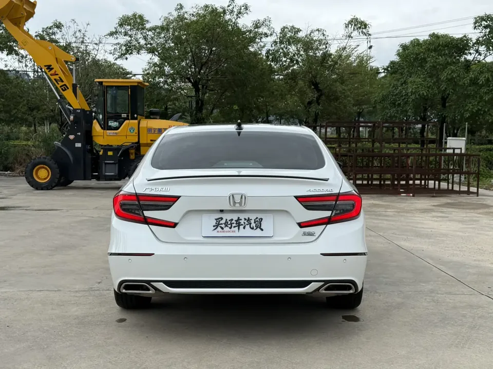 Honda Accord 2022 Accord 260TURBO Fantasy Night Premium Edition 2022 — миниатюра 2