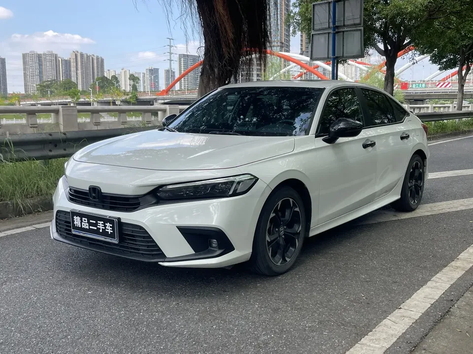 Honda CIVIC 2024