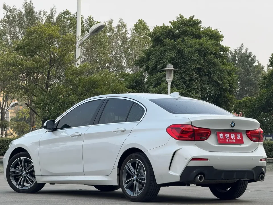 BMW 1 Series 1 Series 2021 facelift 120i M Sport 2022 — thumbnail 4