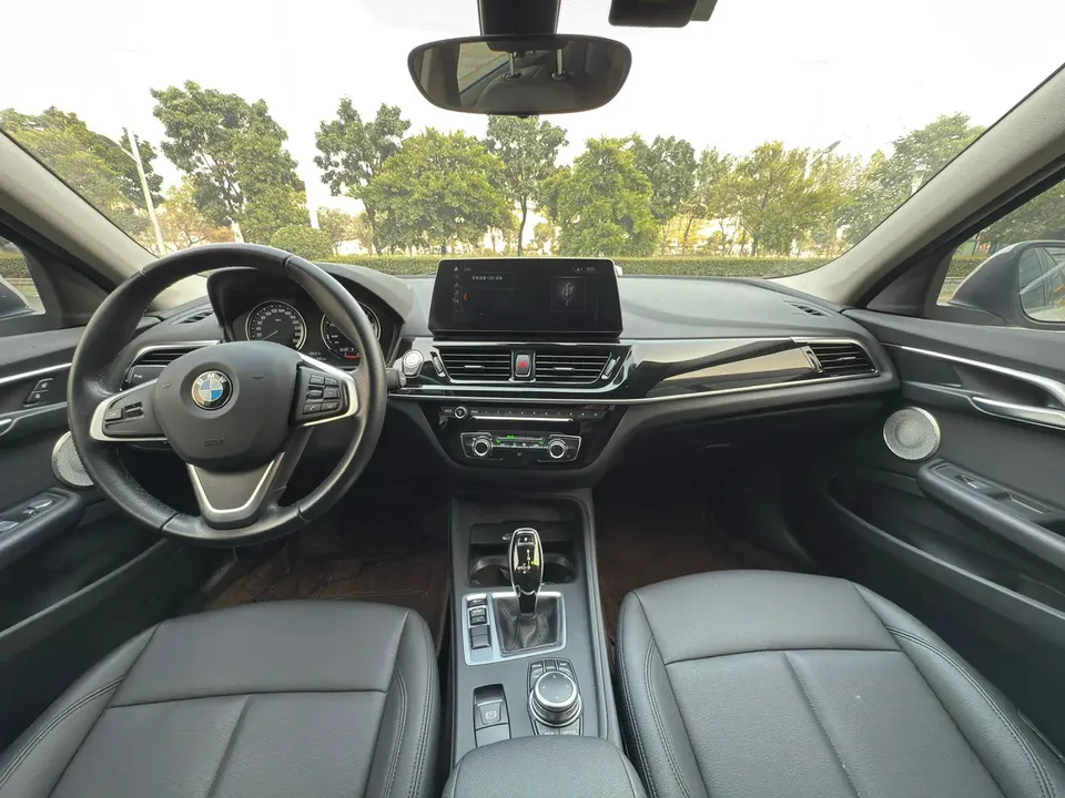 BMW 1 Series 1 Series 2021 facelift 120i M Sport 2022 — thumbnail 5
