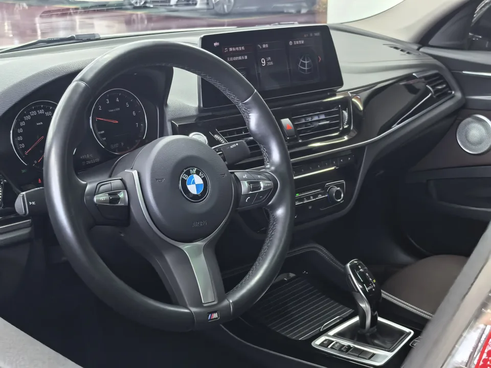 BMW 1 Series BMW 1 Series 2021 120i M Sport Night Edition 2022 — thumbnail 5