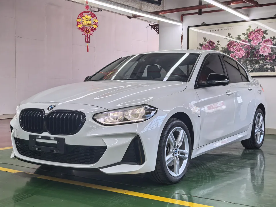 BMW 1 Series BMW 1 Series 2021 120i M Sport Night Edition 2022 — photo 1, buy with delivery to Moscow