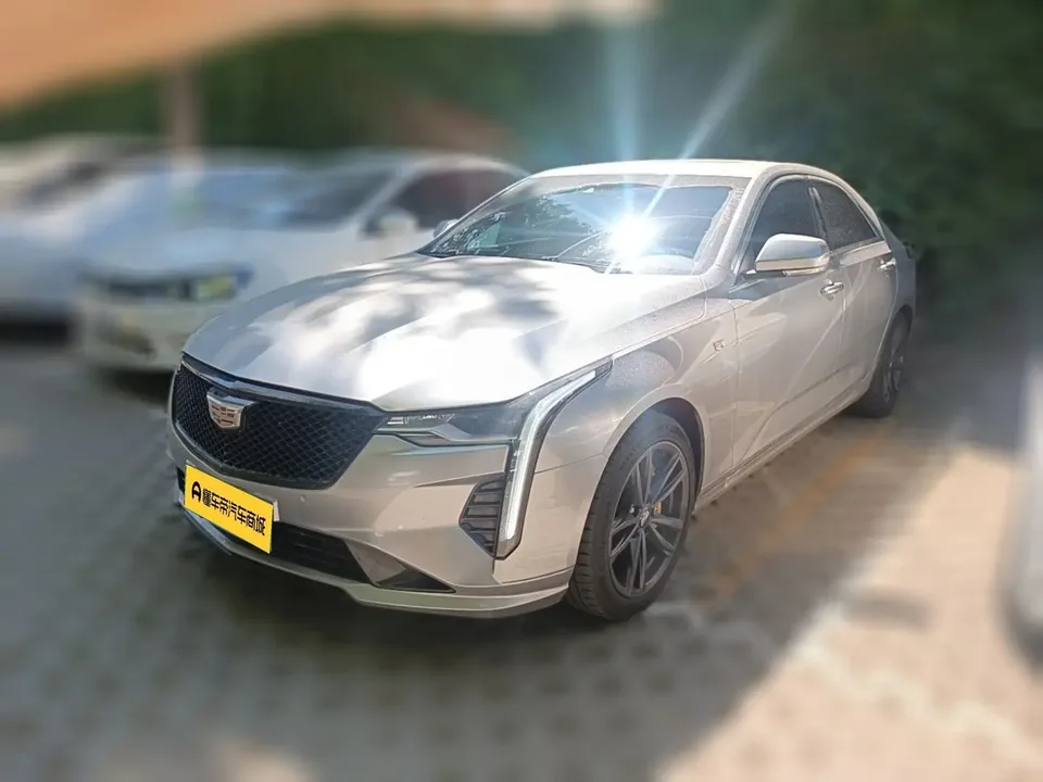 Cadillac CT4 2023