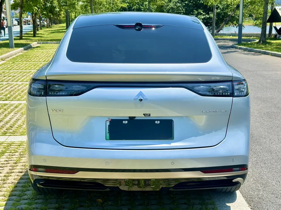 GAC Trumpchi Haobo Haopin HT 670 RWD UHV NDA version 2023 — миниатюра 2