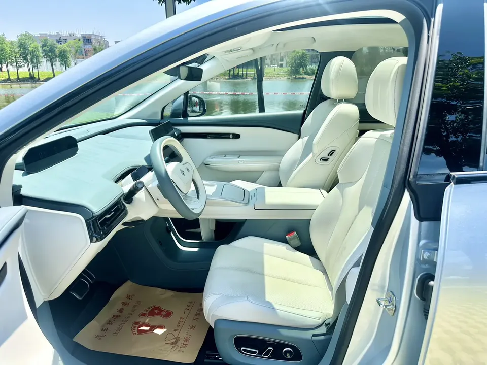 GAC Trumpchi Haobo Haopin HT 670 RWD UHV NDA version 2023 — миниатюра 5