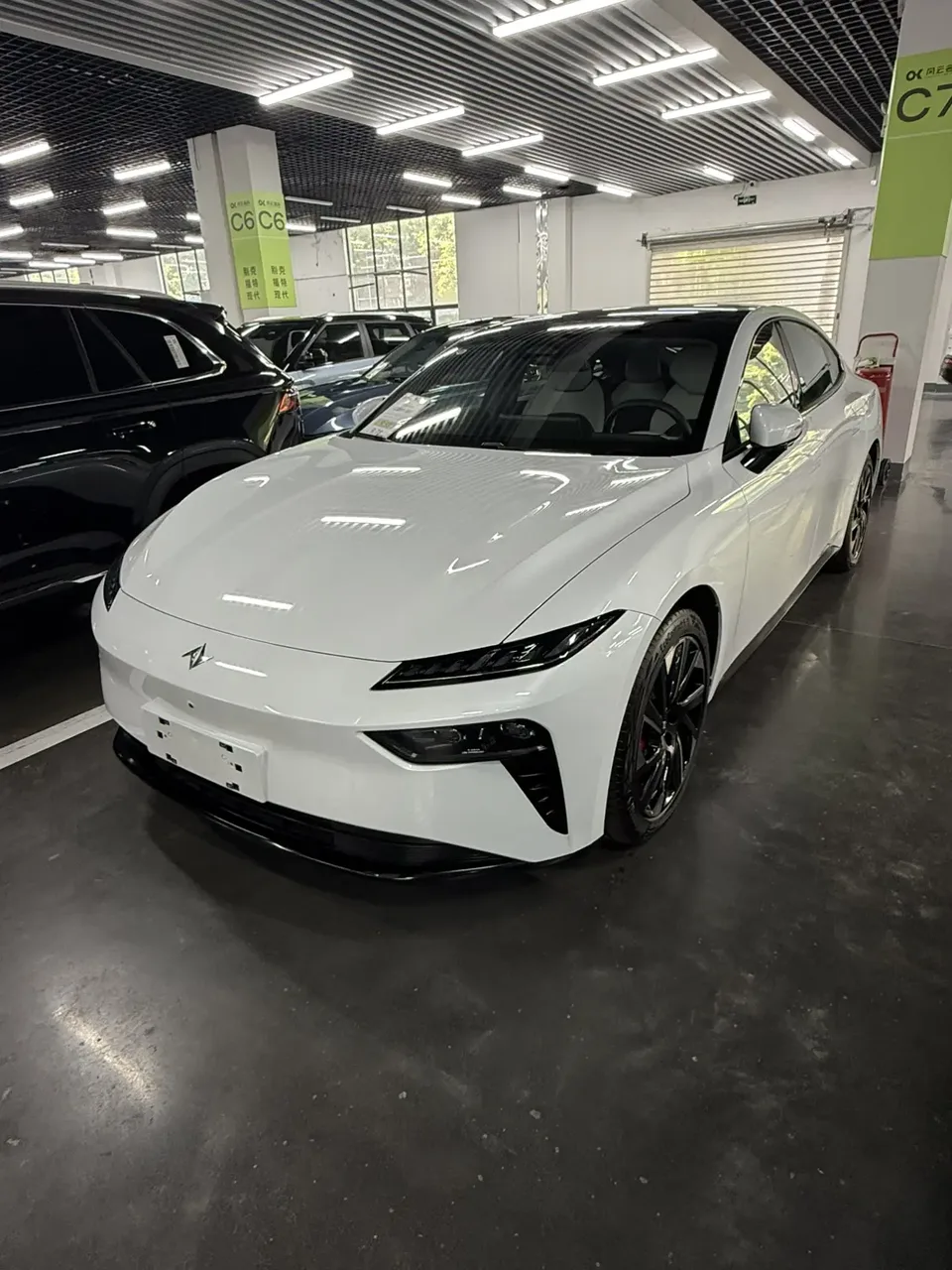 Dongfeng YiPai 007 2025