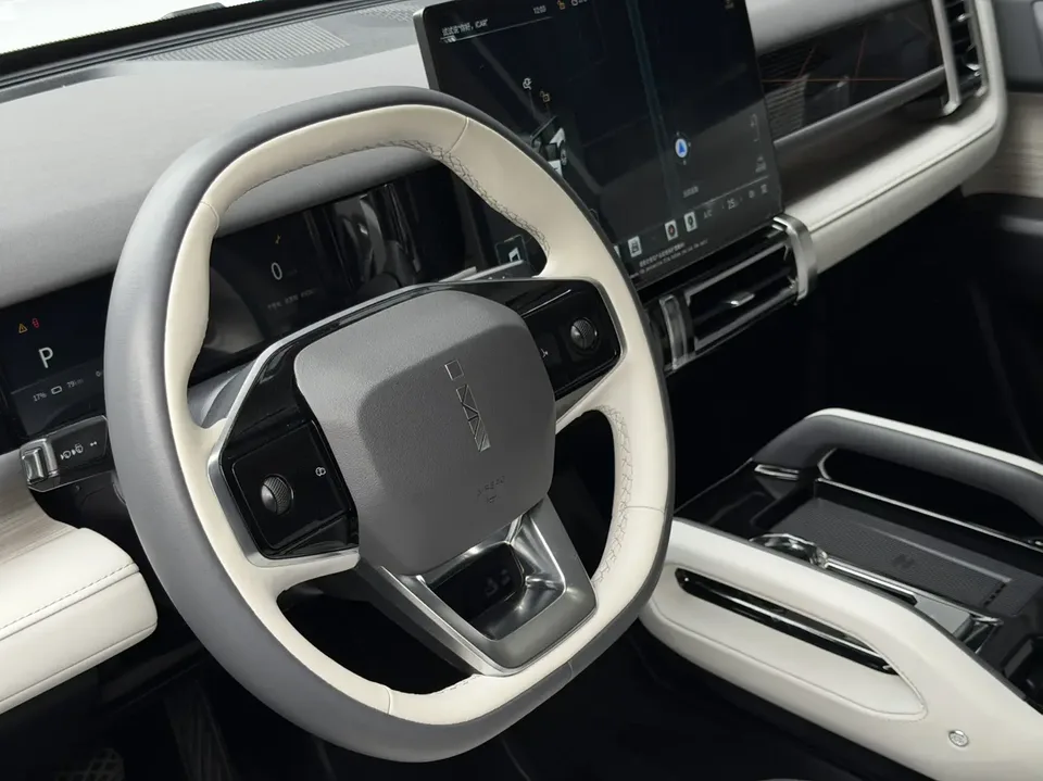 iCAR 03 four-wheel drive long-range version 2024 — миниатюра 4