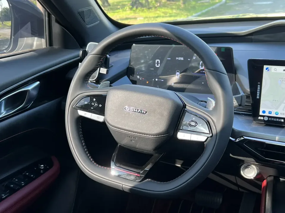 Oshan Changan Auchan Z6 Blue Whale 1.5T DCT smart cool model 2025 — миниатюра 5