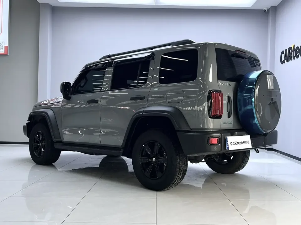 Tank 300 Off-Road Edition 2.0T Conqueror 2022 — миниатюра 4