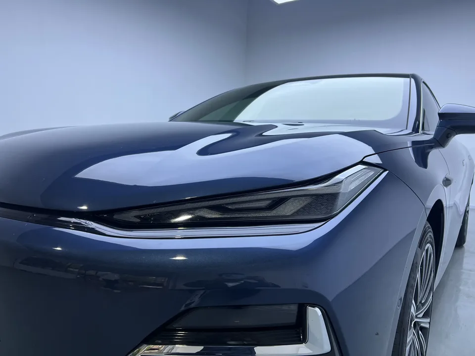 Geely Galaxy Star 8 PHEV 130km EM-i Flagship Edition 2025 — миниатюра 3