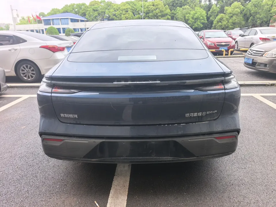 Geely Galaxy Star 8 PHEV 130km EM-P Starship Edition 2025 — миниатюра 2