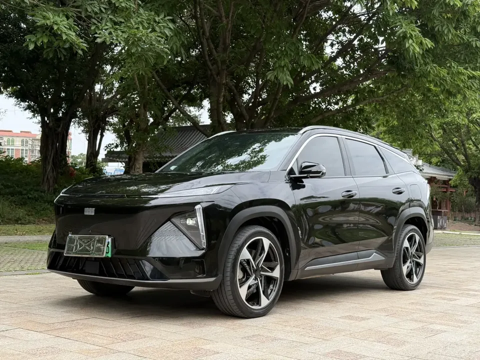 Geely Galaxy L7 2024