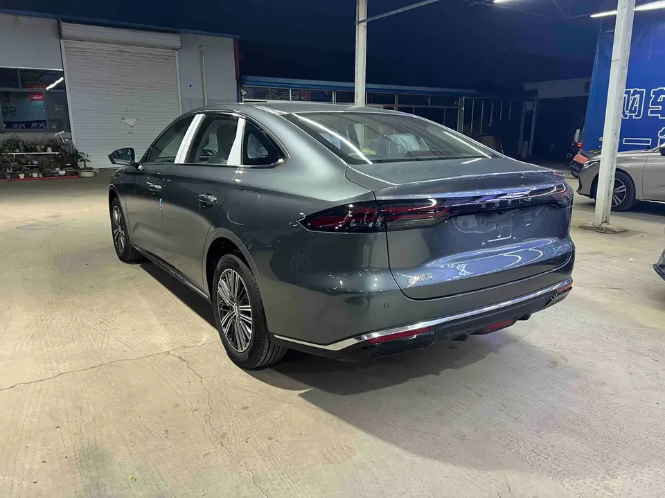 Geely Galaxy Star 6 Galaxy Star 6 2026 125km/h Exploration+ Edition 2026 — миниатюра 4