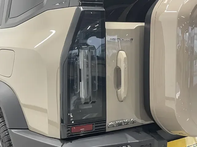 Jetour Jet Traveler 2.0TD 4WD Cross PRO+ 2025 — миниатюра 4