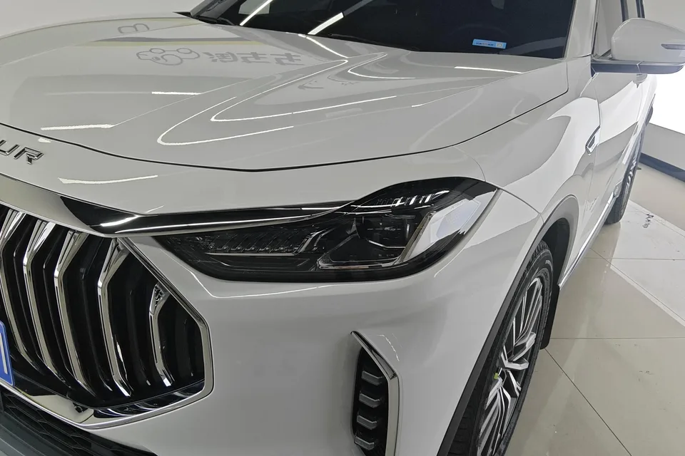 Jetour Jietu X70 PLUS Champion Edition 1.5T DCT Champion PRO 5 Seaters 2025 — миниатюра 4