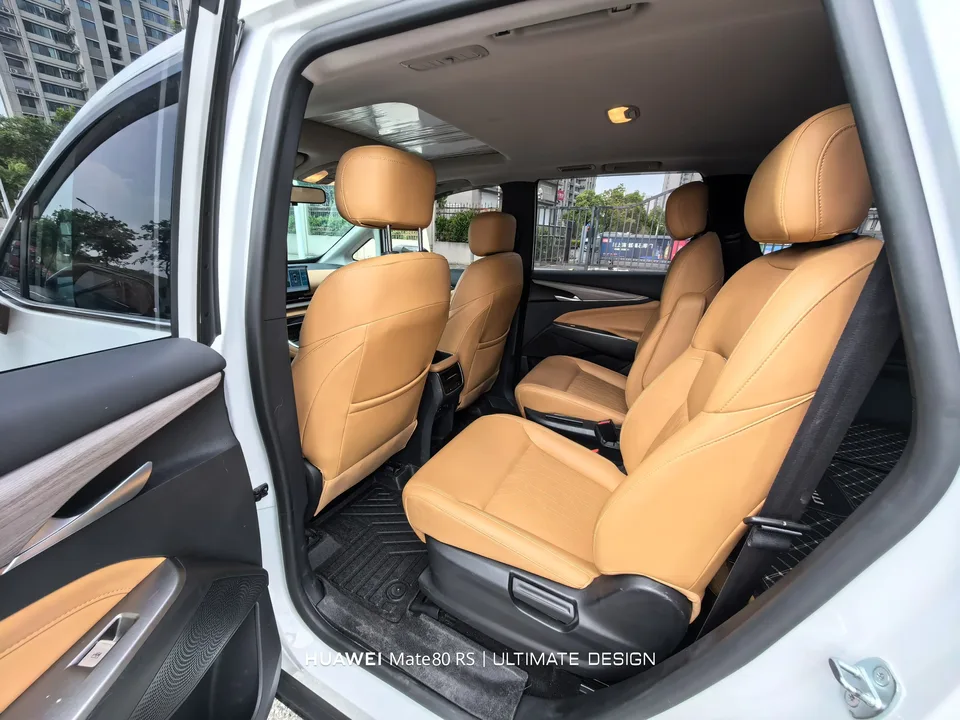 Datong Maxus G50 PHEV Facelift Navigator Edition 2025 — миниатюра 4