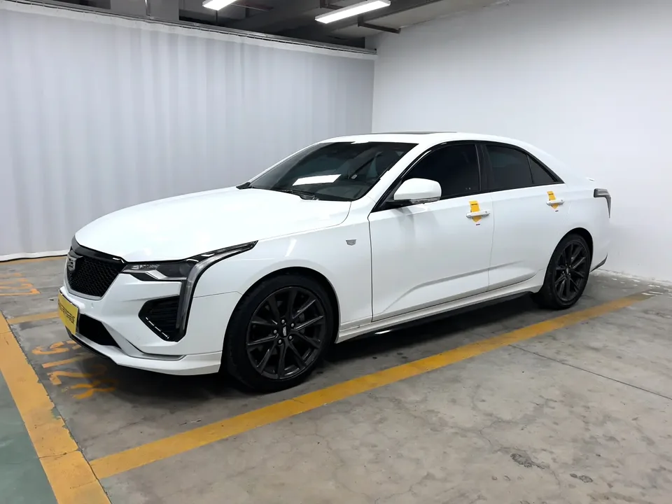 Cadillac CT4 2023