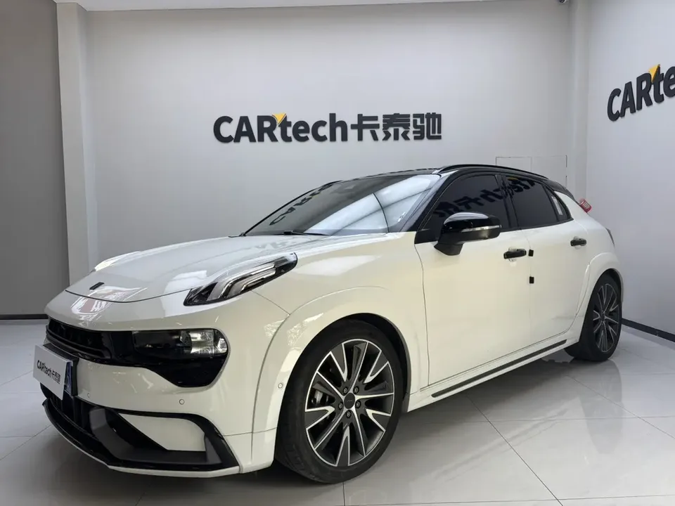 Lynk & Co 02 Hatchback 2023