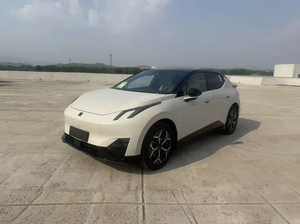 Lynk & Co Z20 2026